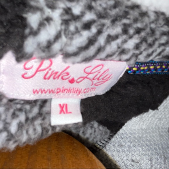 Pink Lily Sherpa zippered pullover - XL NWT - Picture 2 of 3